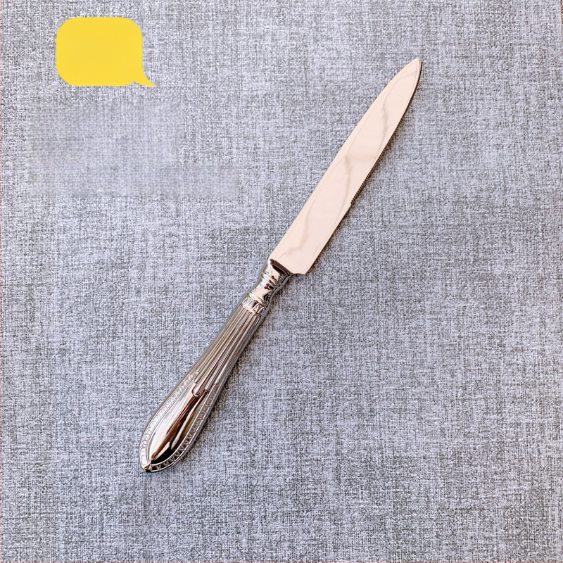 304 rozsdamentes acél nyugati evőeszköz készlet — kovácsolt steak kés, villa és kanál, vonalas mintázat, tükrös felület