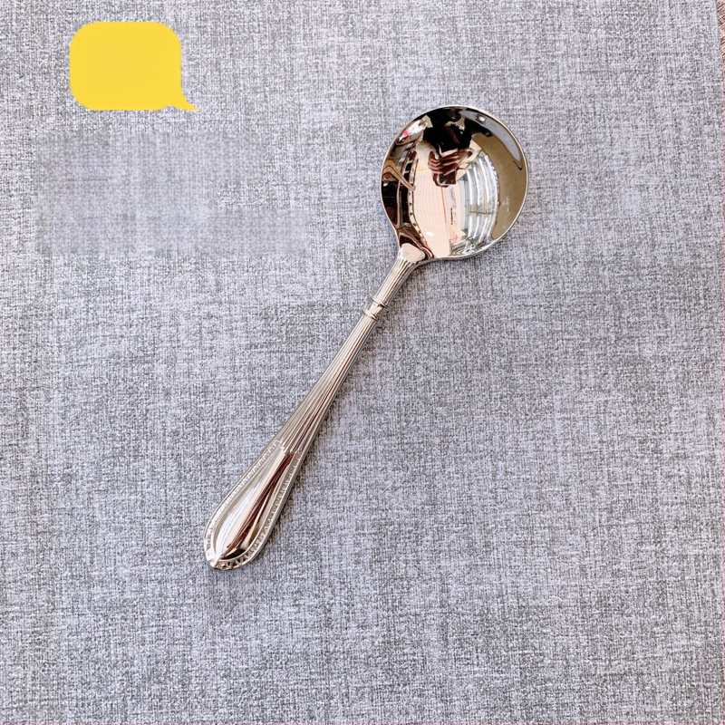 304 rozsdamentes acél nyugati evőeszköz készlet — kovácsolt steak kés, villa és kanál, vonalas mintázat, tükrös felület