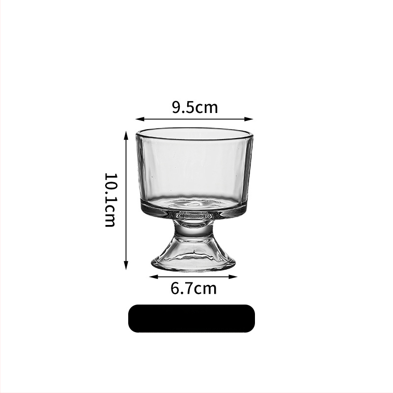 Üvegből készült goblet nyitott faragással, modern minimalista dizájn, hidegen tartja az italokat, kerek, egyrétegű desszertpohár