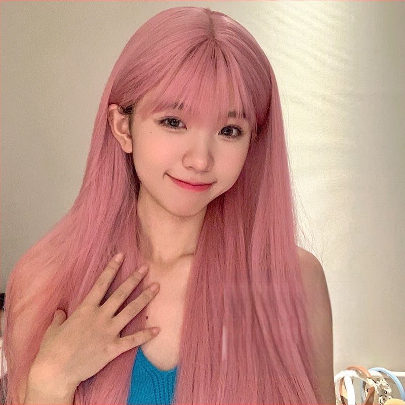 Paróka, hosszú egyenes haj Qi frufruval, hőálló rostok, élethű megjelenés