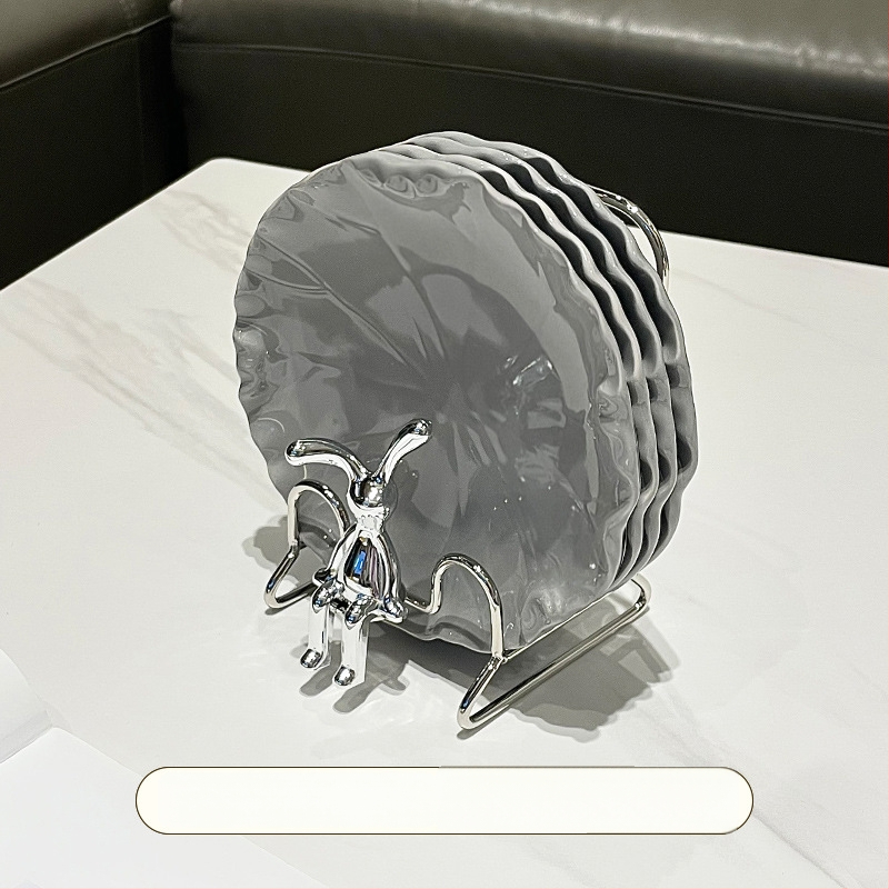 Porcelán falatkás tál, skandináv stílus, szabálytalan forma, egyszerű mintázat