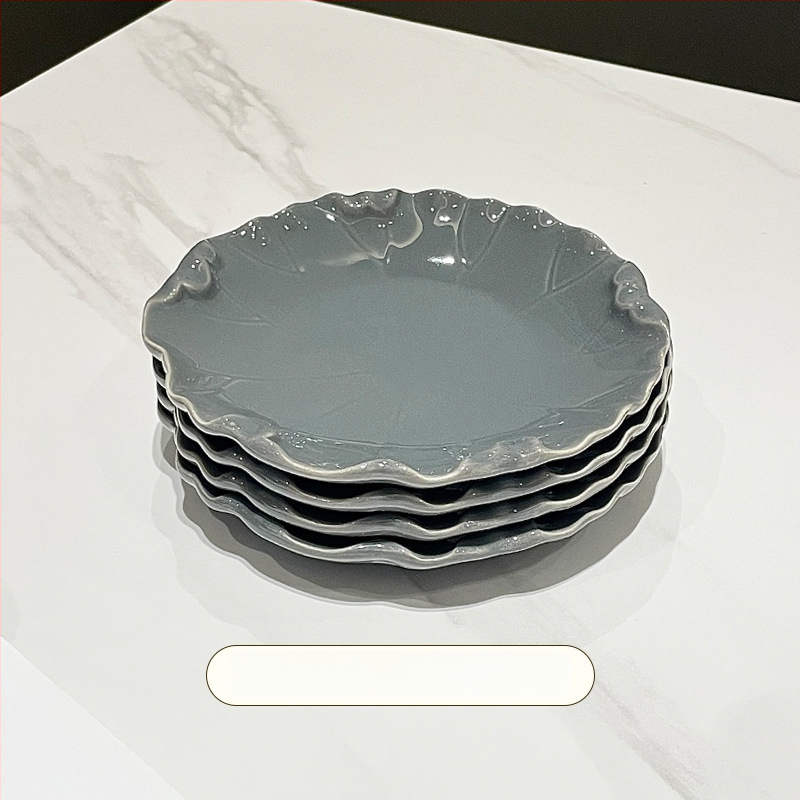 Porcelán falatkás tál, skandináv stílus, szabálytalan forma, egyszerű mintázat