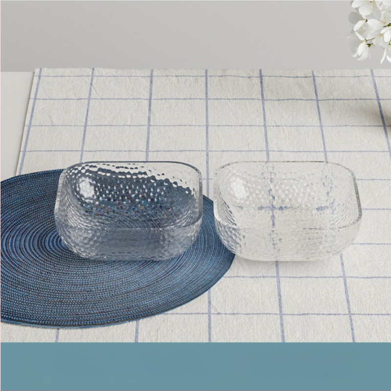 Γυάλινο μπολ σαλάτας και φρούτων με υφή χτυπήματος και μεταλλικό χείλος, θερμοανθεκτικό, διαφανές για οικιακή χρήση