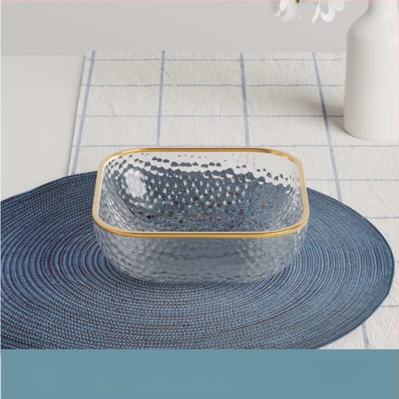 Γυάλινο μπολ σαλάτας και φρούτων με υφή χτυπήματος και μεταλλικό χείλος, θερμοανθεκτικό, διαφανές για οικιακή χρήση