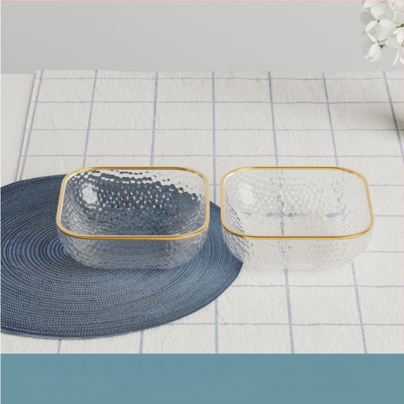 Γυάλινο μπολ σαλάτας και φρούτων με υφή χτυπήματος και μεταλλικό χείλος, θερμοανθεκτικό, διαφανές για οικιακή χρήση