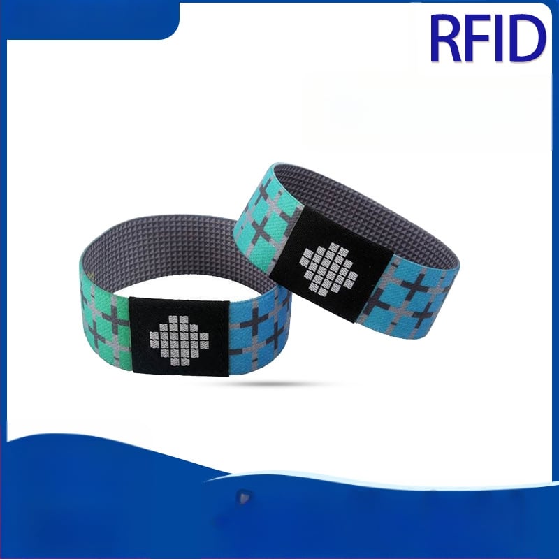 RFID nailonist elastne käevõru F08-kiibiga kontsertide ja lõbustusparkide jaoks; anduriulatus 1,5–10 cm