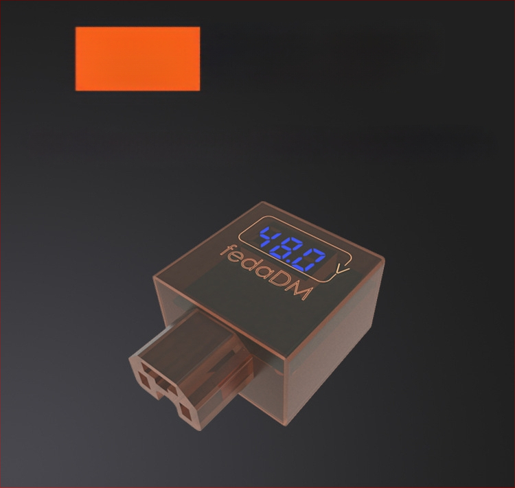 2,4 A digitalni voltmetar za električna vozila s USB punjačem, kompatibilan s 48V/60V/72V/96V sustavima