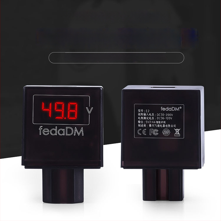 2,4 A digitalni voltmetar za električna vozila s USB punjačem, kompatibilan s 48V/60V/72V/96V sustavima