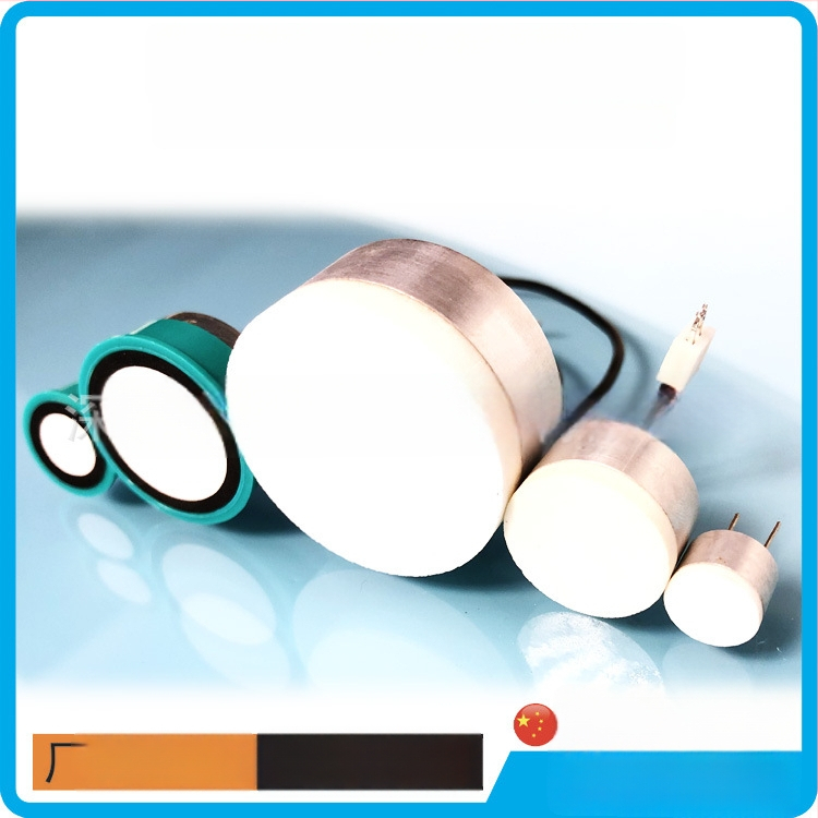 Ultraheli andur mõõtmise korrigeerimisega, kahekordne taseme mõõtmine, tuule kiirus ja suund ning vihma anduri ühilduvus; tundlikkus -80 dB, takistus 250 Ω, juhtmega ühendus, pasiivne väljund