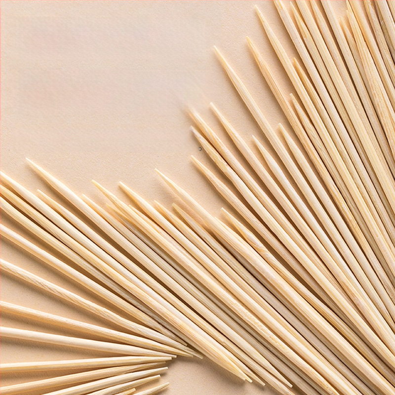 Bambuko dantų krapštukai, vienkartiniai, dvigubomis galvutėmis – dėžutėje, nešiojami