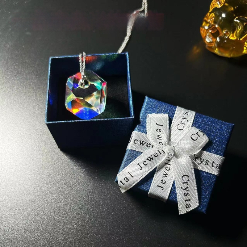 Sun catcher privjesak s optičkim staklom, šarenu prizmu, kubičnim ogledalom i konkavno-konveksnom lećom