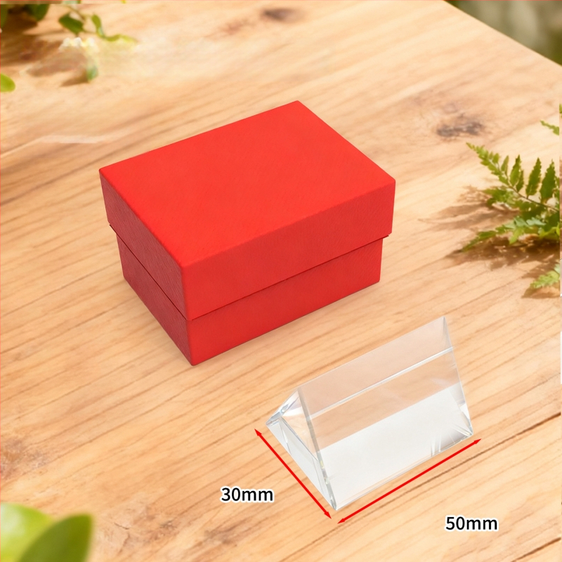 Optikai prizma fizika kísérletekhez: törés és diszperzió, K9 modell, üveg-plasztik kivitel