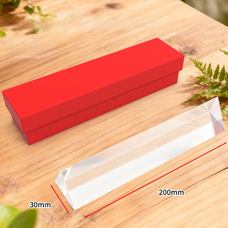 Optikai prizma fizika kísérletekhez: törés és diszperzió, K9 modell, üveg-plasztik kivitel