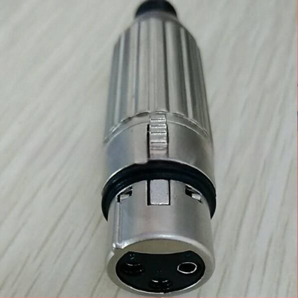 XLR ženski konektor s 3 pinovima, kućište od perl-nikla za audio