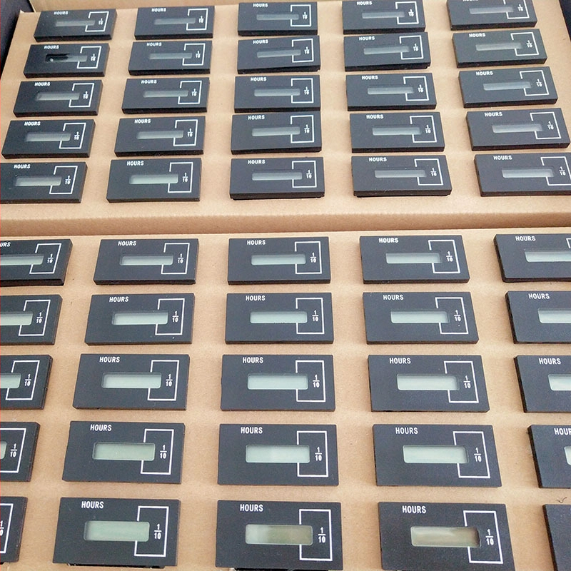 Mjerač radnih sati motora s LCD zaslonom za građevinske strojeve, model R8864.