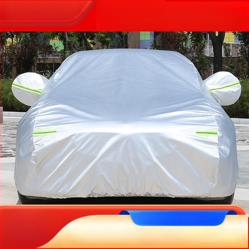Univerzalno debelo auto pokrivalo za sve sezone, s potpunim pokrivanjem, zaštita od sunca, kiše i ogrebotina.