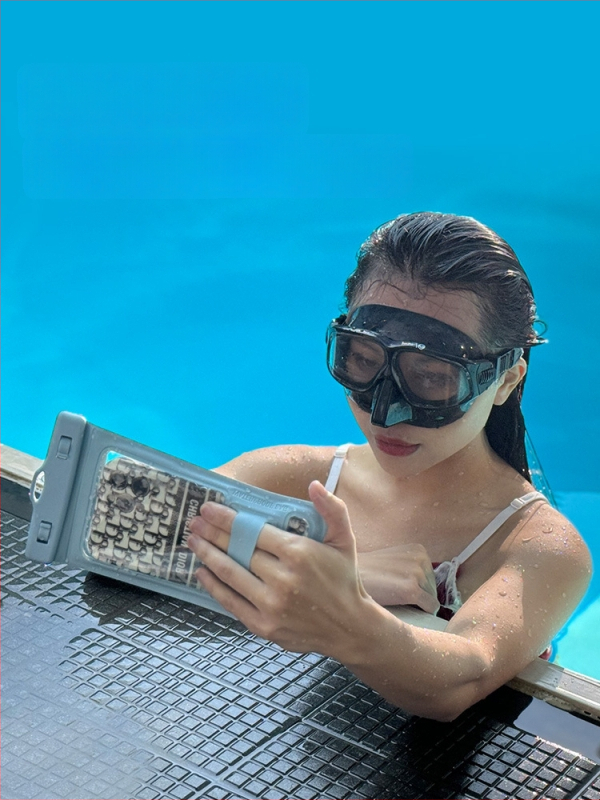 Vodootporna torbica za telefon za snimanje jedne ruke, protuklizna, s dodirnim zaslonom, pogodna za ronjenje, rafting i aktivnosti na otvorenom