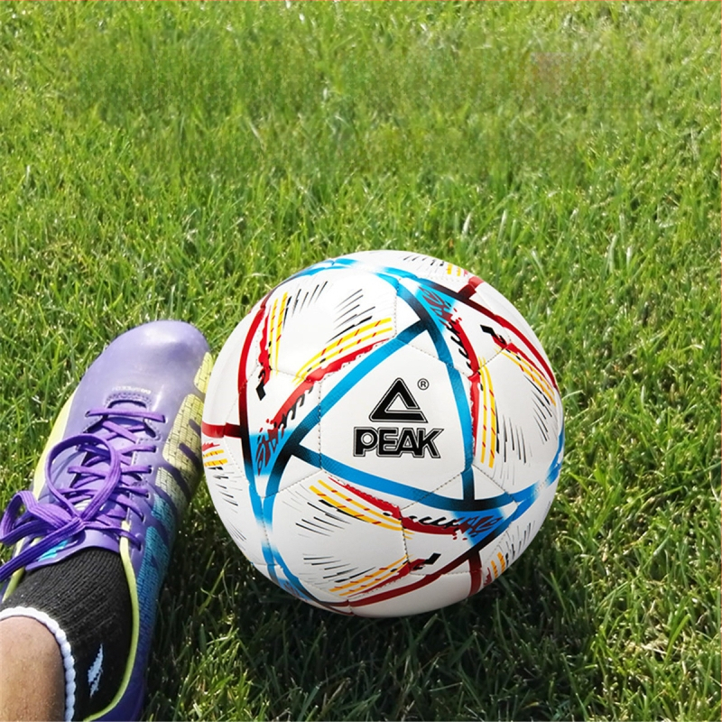 Peak dječja nogometna lopta veličine 4 i 5 – trening lopta za učenike i mlade
