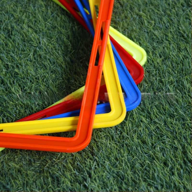 Set za senzornu integraciju u vrtiću: skakački kružići, ljestvica za skakanje, hopscotch, oprema za nogometne treninge, kvadratni prsteni spretnosti, fitness prsteni