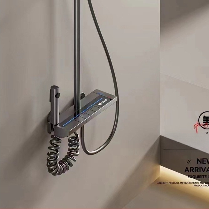 Moderna set tuša s četvrtastom glavom kiše, digitalni zaslon i LED rasvjeta, površinski montiran, aluminij
