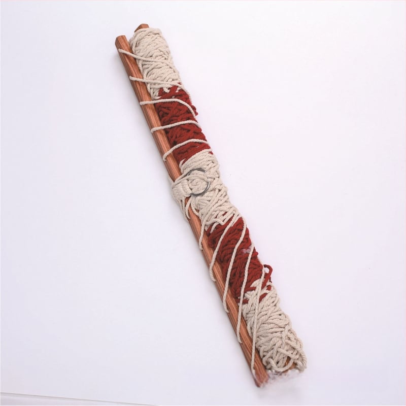 Хамак от памучно въже за вътрешно и външно ползване; максимален товар 130 кг; без стойка