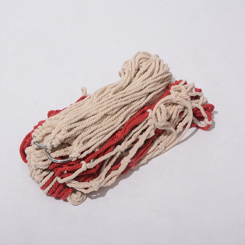 Хамак от памучно въже за вътрешно и външно ползване; максимален товар 130 кг; без стойка