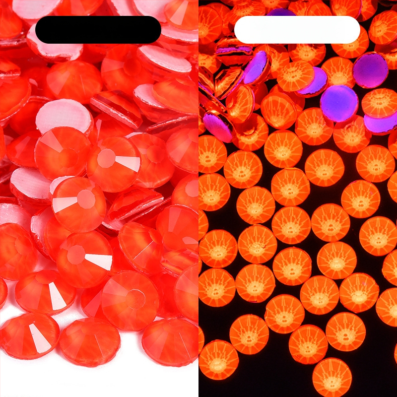 DIY ékszer díszítőelemek – üveggolyó kristályok elektroplatált felülettel, rajzfilmszerű stílus, nemesúr motívum