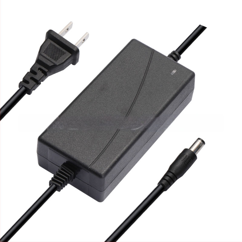 12V 5A tápegység, 60W kapcsoló táp LCD/LED kijelzőkhöz és pohár hőmérsékletszabályozó rendszerekhez