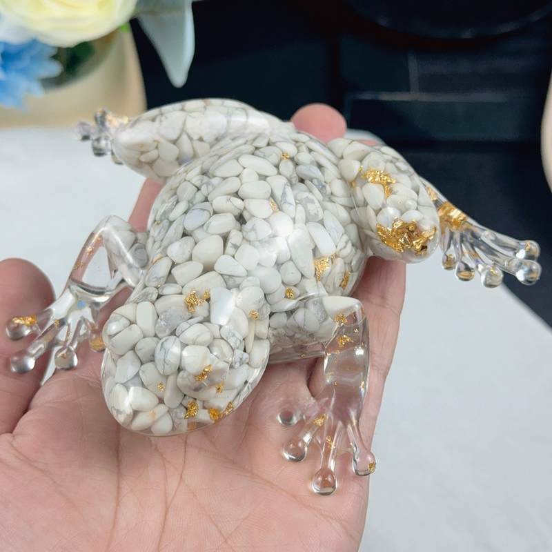 Жаба-резиново украшение (Frog Resin Ornament) – кристална смола, модерен стил, настолен декор и автомобилна украса
