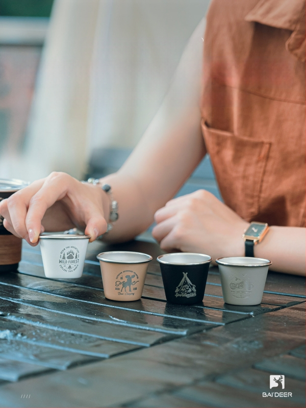 Комплект чаши от неръждаема стомана за къмпинг – компактни чаши за вино, чай и бира White Deer