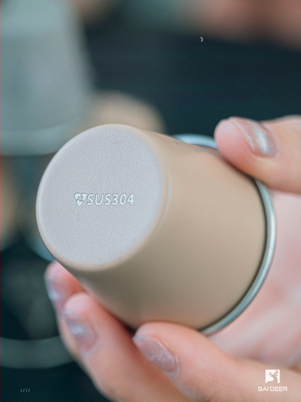 Комплект чаши от неръждаема стомана за къмпинг – компактни чаши за вино, чай и бира White Deer