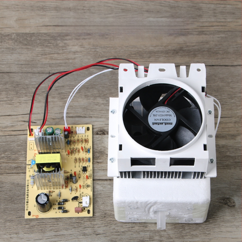 Ivóvíz rendszerekhez készült hűtőmodul jégkamrával, elektronikus hűtővel, víztisztító vonallal és teabár-hűtőegységgel