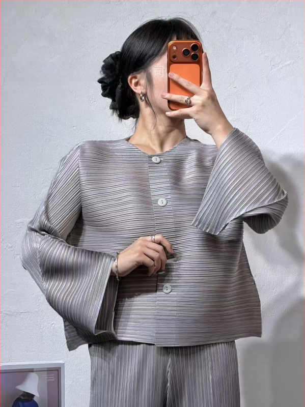 Nadrágos kosztüm szett: Kardigán, ráncos textúra, poliészter 95%+, Japán-koreai casual stílus