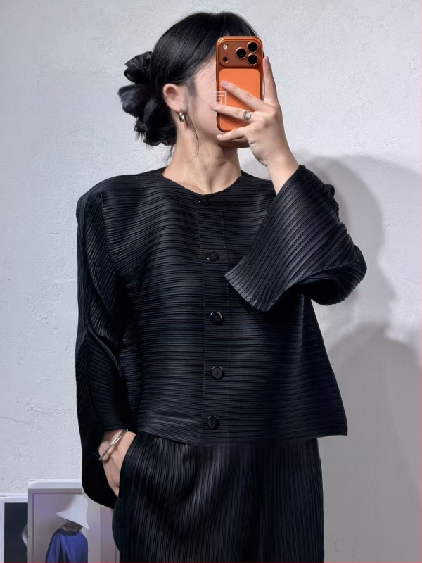 Nadrágos kosztüm szett: Kardigán, ráncos textúra, poliészter 95%+, Japán-koreai casual stílus