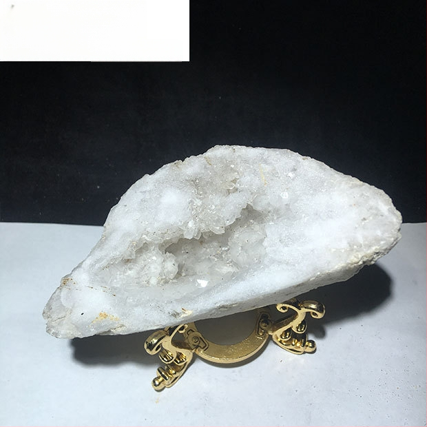 Karkötő a bőség kosara motívummal és pénz erszény motívummal, demagnetizált kristály, nyers kő, asztali dekoráció