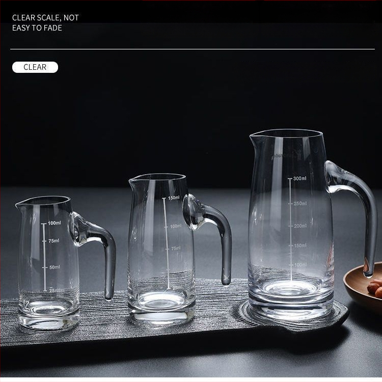 Set od sedam kristalnih čaša za alkohol, male čaše od 10 ml, bijela