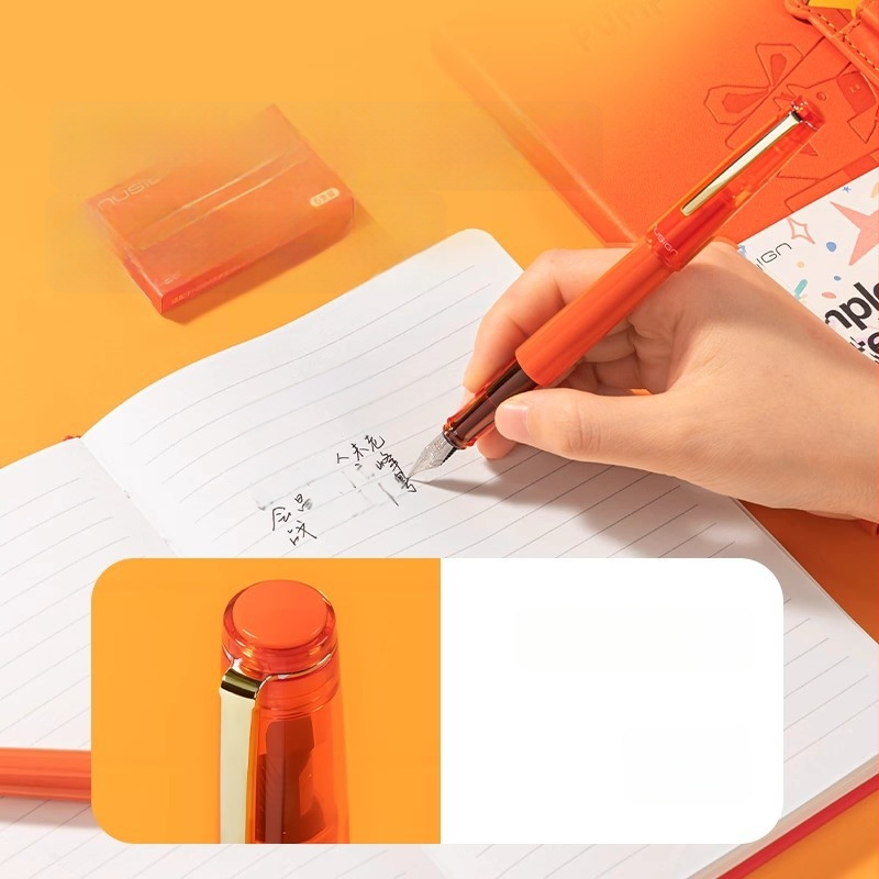 Deli ograničeno izdanje fountain pen – Godina konja, suradnja s papirnicom za učenike, poklon paket u kutiji