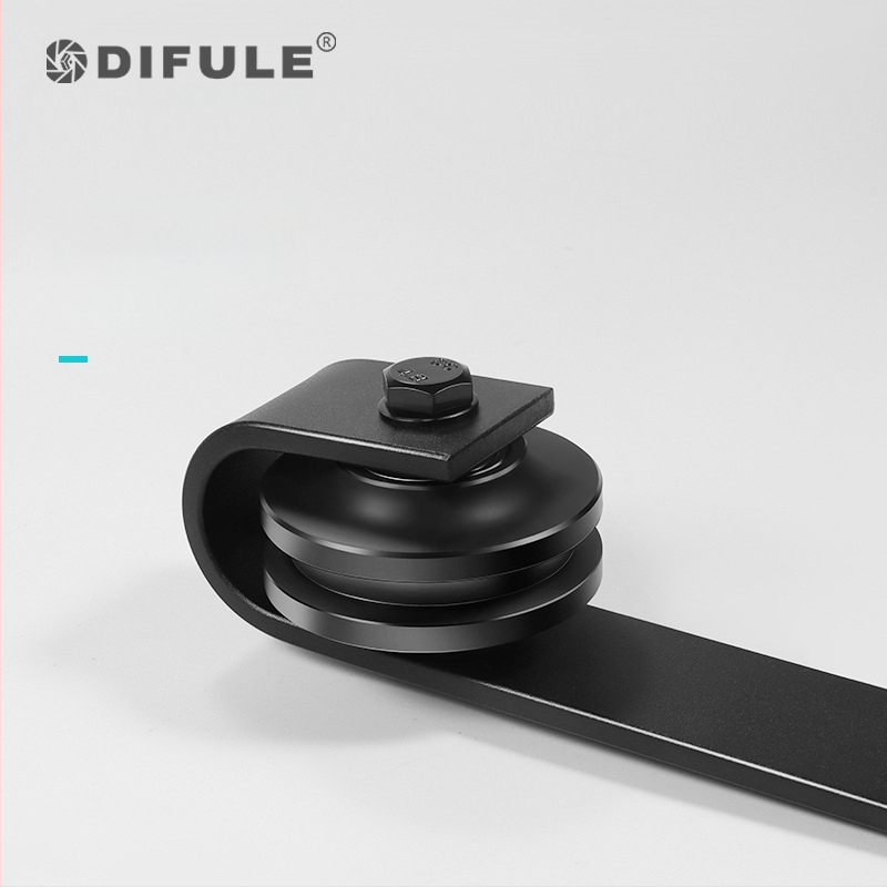DIFULE Komplet hardvera za barn door DFL-GC001: šina za klizanje, kolutovi, dvostrani amortizer, nosivost 150 kg