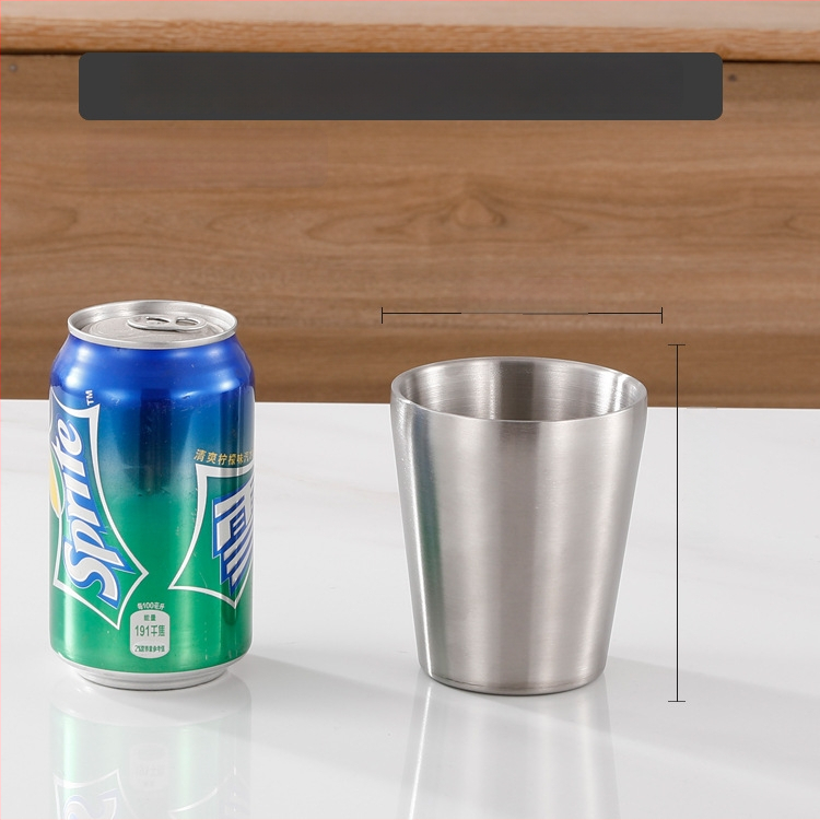 Čaša za pivo od nehrđajućeg čelika 304 za kampiranje, jednovrstan, mat završnica, kapacitet 401-500 ml, zlatna boja