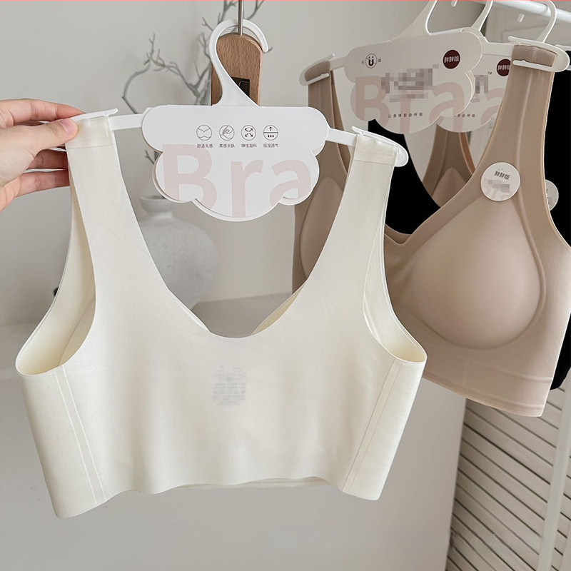 Ženski grudnjak plus veličine od ice silk, bezšiven, široke naramenice, bez magneta, čvrsti košar, kod 1350, prekrasan leđa