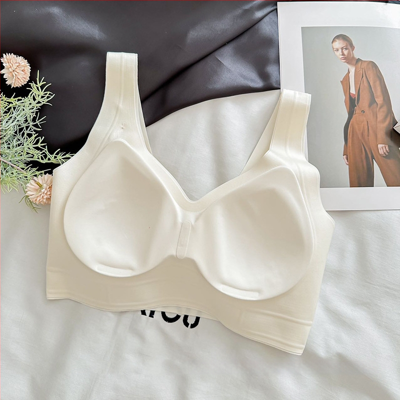 Ženski grudnjak plus veličine od ice silk, bezšiven, široke naramenice, bez magneta, čvrsti košar, kod 1350, prekrasan leđa