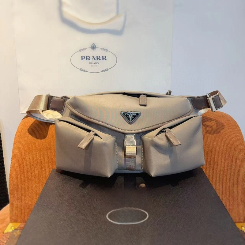Muška crossbody torbica za prsa od najlona s kožnim detaljima, s jednim remenom, emajl kopčom, svakodnevna i svestrana