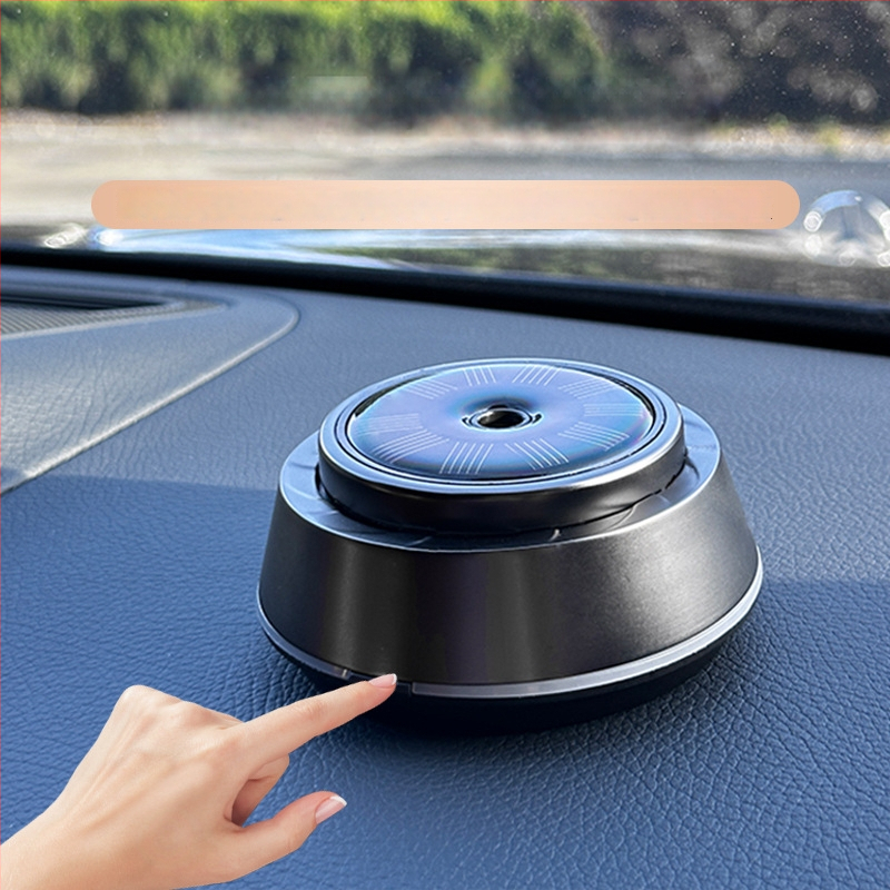 Solarnom energijom napajani automobilni pročišćivač zraka i difuzor aromaterapije s raspršivanjem i negativnim ionima