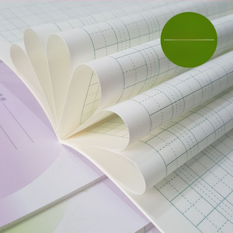 Pinyin négyzetrácsos jegyzetfüzet I–II. osztály számára: írás és matematika