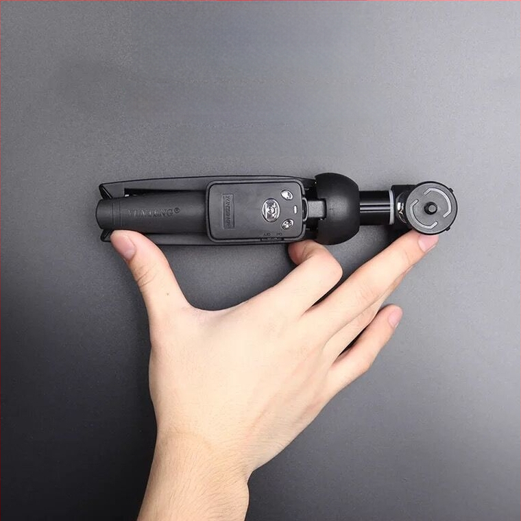 Selfie štap s Bluetoothom i integriranim stativom, model Yunteng 9928, aluminijska legura
