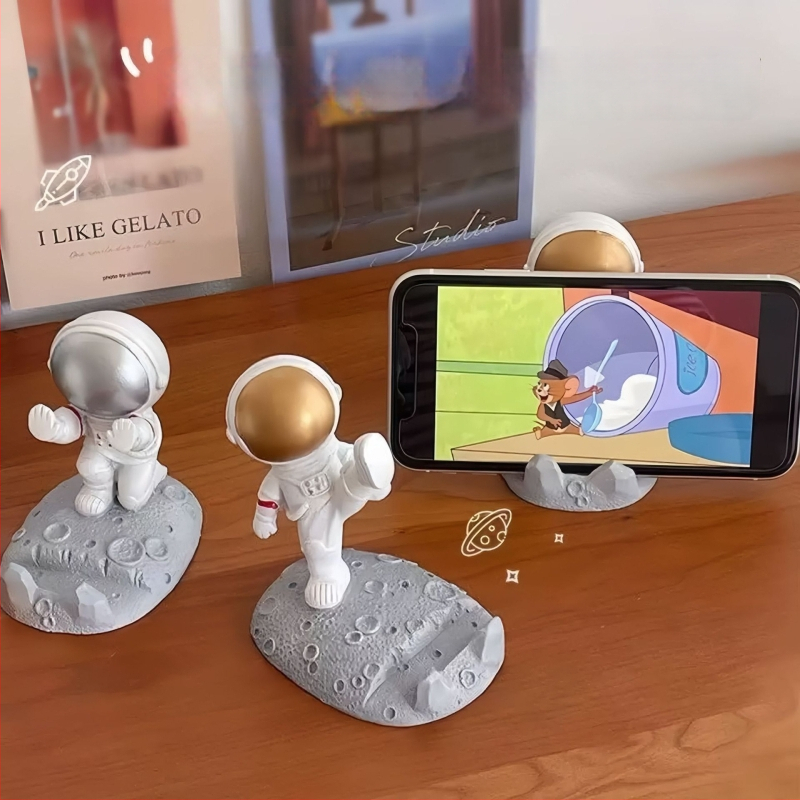 Astronaut držač za telefon na stol — dekorativna figurica, DIY ukras