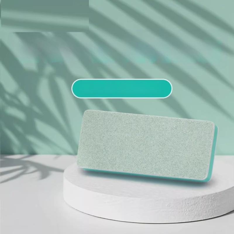 Διπλής όψεως πανί καθαρισμού γυαλιού για εσωτερικούς τοίχους δεξαμενής· Αφαιρεί κλίμακα, σημάδια νερού και λεκέδες· Ασφαλές για δεξαμενές· Οικιακή χρήση· Κυκλοφόρησε το 2024