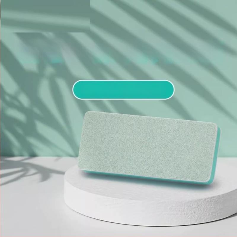 Διπλής όψεως πανί καθαρισμού γυαλιού για εσωτερικούς τοίχους δεξαμενής· Αφαιρεί κλίμακα, σημάδια νερού και λεκέδες· Ασφαλές για δεξαμενές· Οικιακή χρήση· Κυκλοφόρησε το 2024