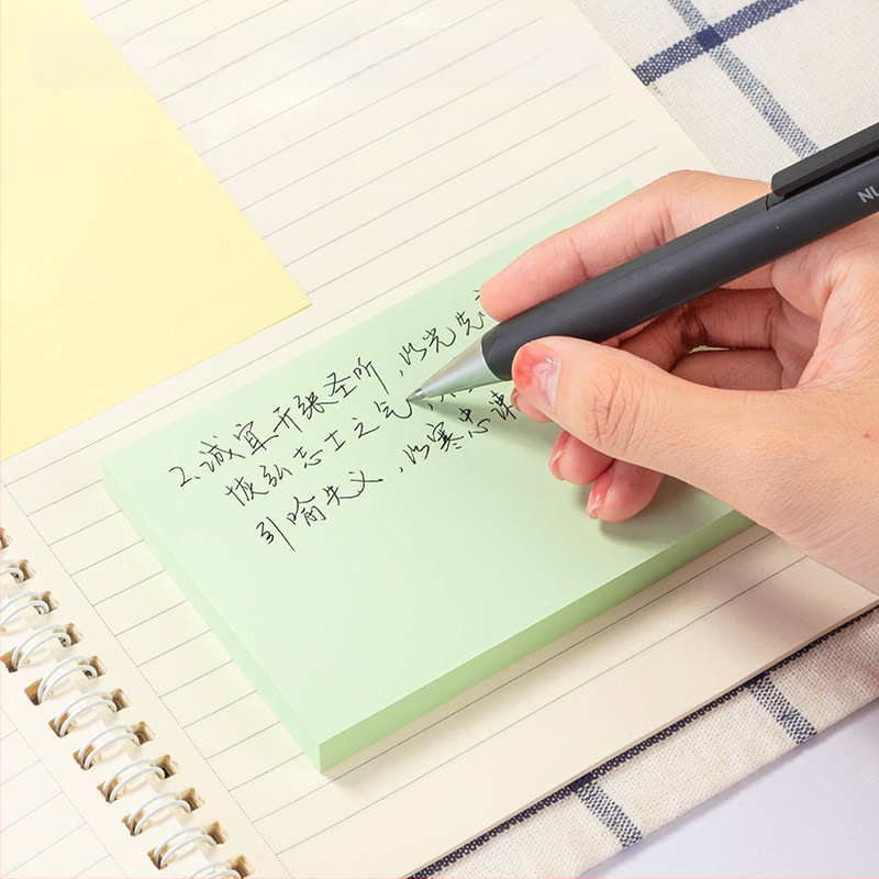 Deli лепящи бележки, готови за залепване, 45 г, хартия; минимална поръчка 1