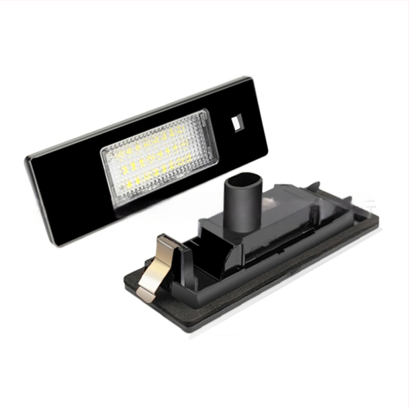 LED rendszámtábla világítás BMW E81 E87 E63 E64 E85 E86 F12 F13 Z4 - 12V, 2W, 6000K, 30000h